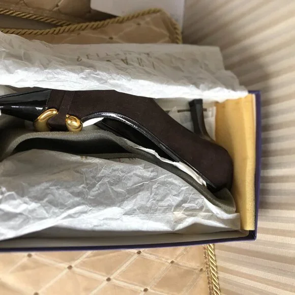 Stuart Weitzman Brown suede heels, patent leather trim,gold accent, 7.5M NIB - Picture 5 of 7